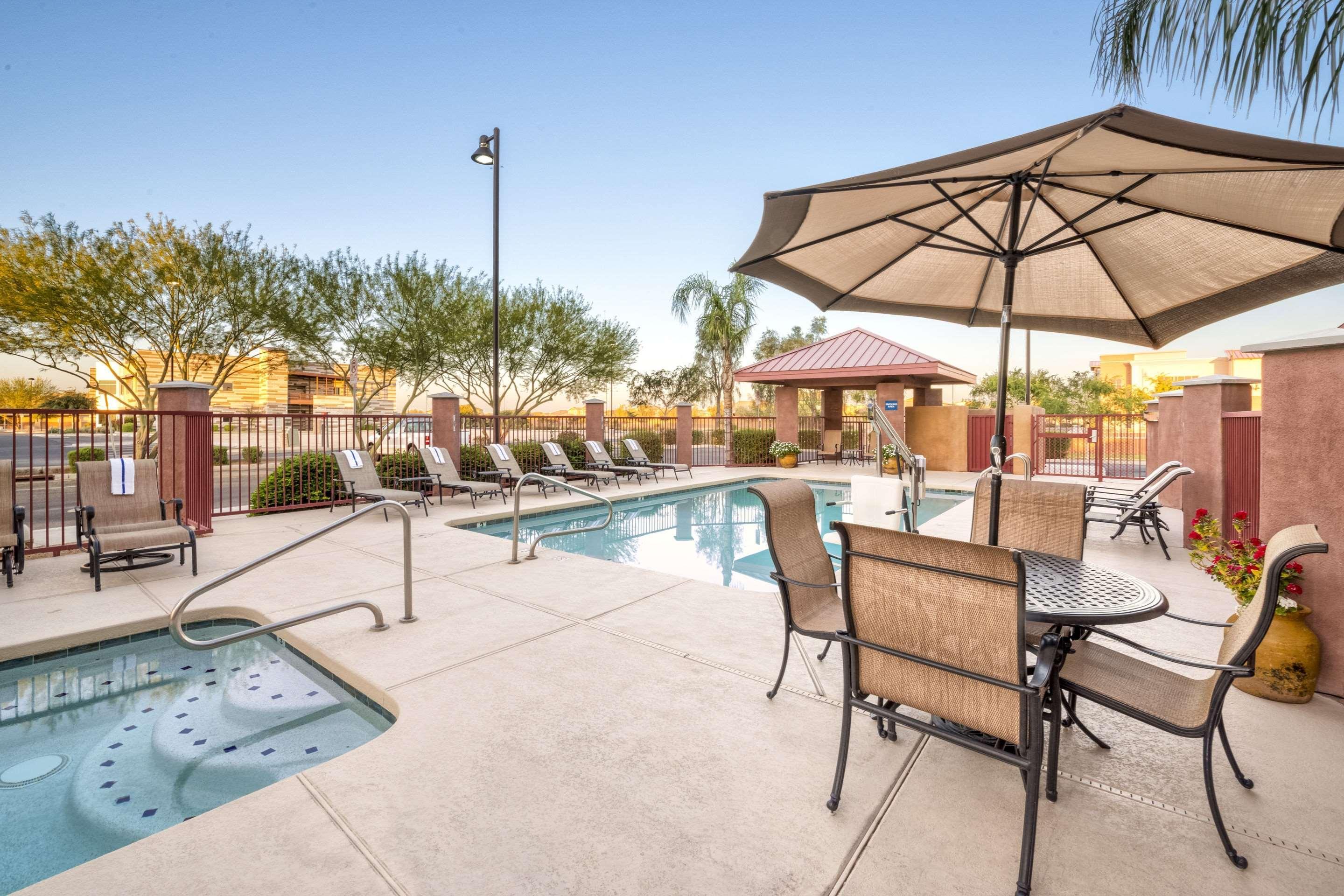 Comfort Suites Goodyear-West Phoenix Exteriör bild