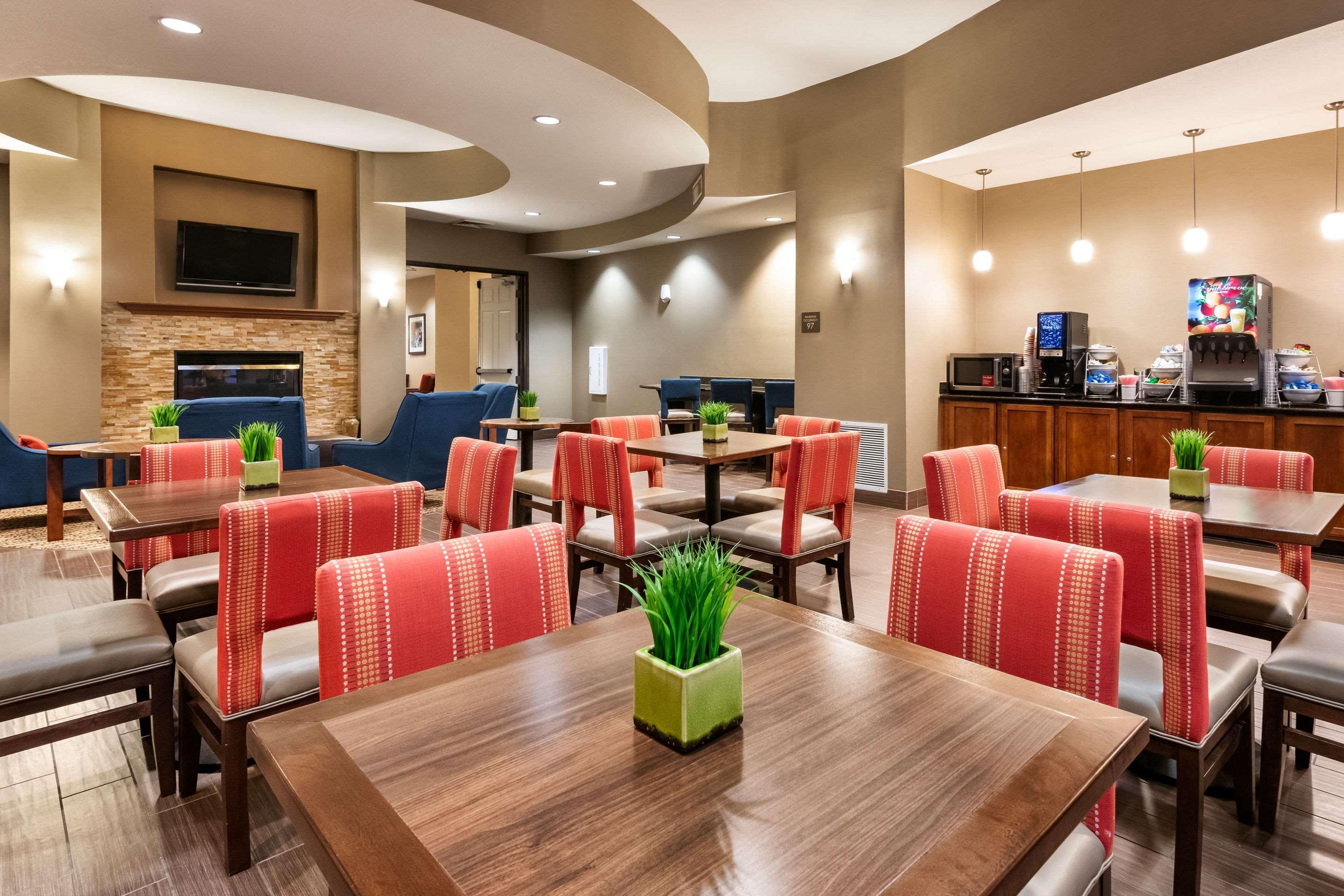 Comfort Suites Goodyear-West Phoenix Exteriör bild